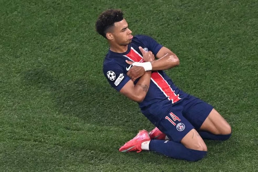 Quem é Désiré Doué, jovem prodígio do PSG que brilhou na final da ...
