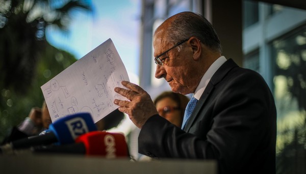 Aliados defendem Alckmin na articulação com conservadores