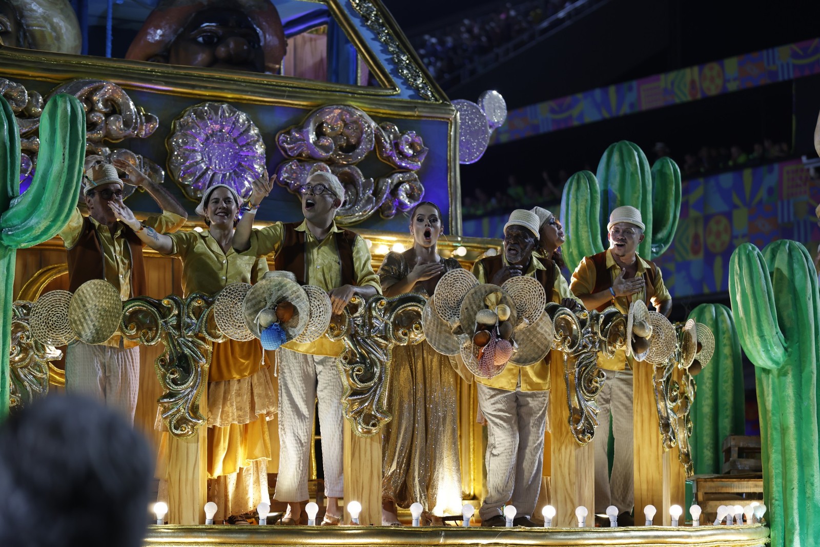 Desfile da Acadêmicos de Niterói — Foto: Alexandre Cassiano / Agência O Globo