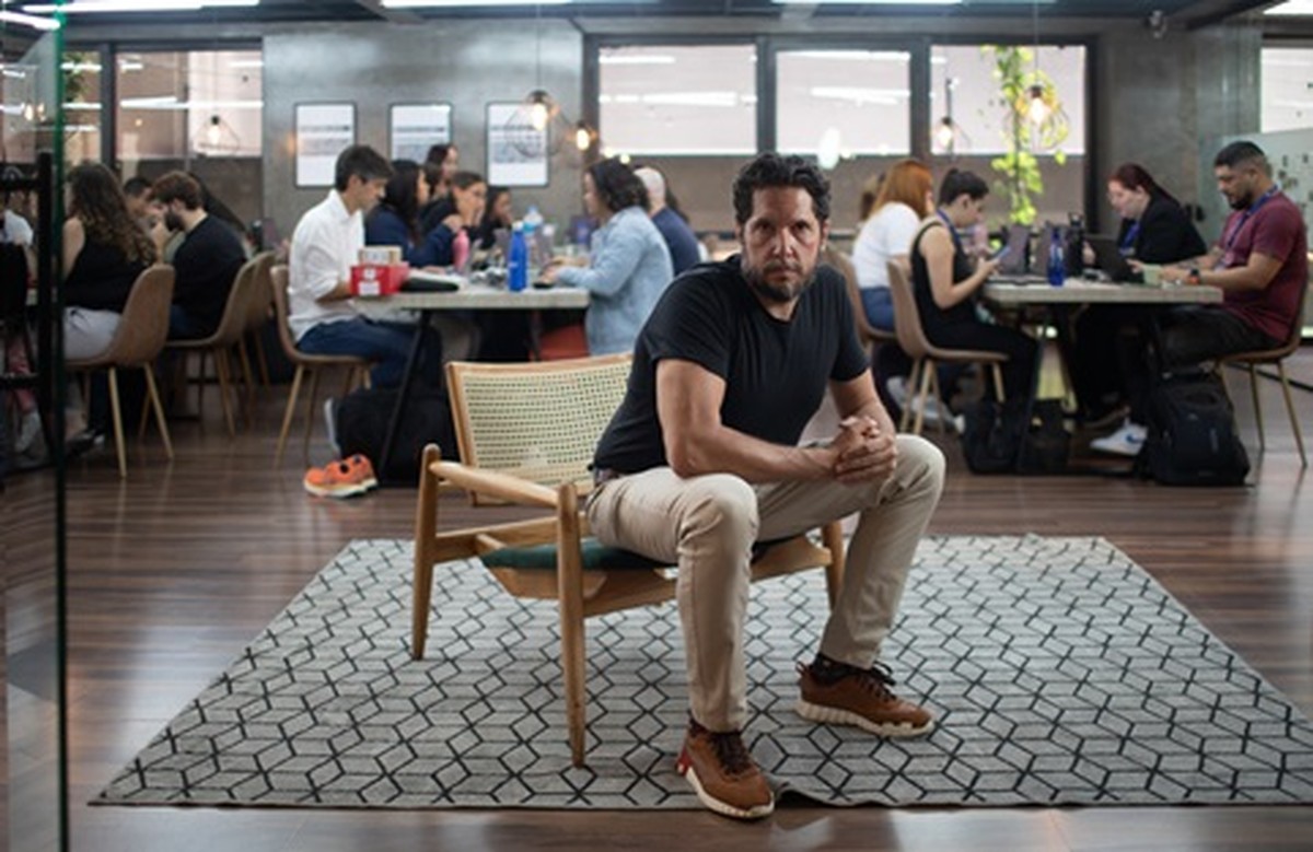 Escritório não vai acabar, diz líder de coworking