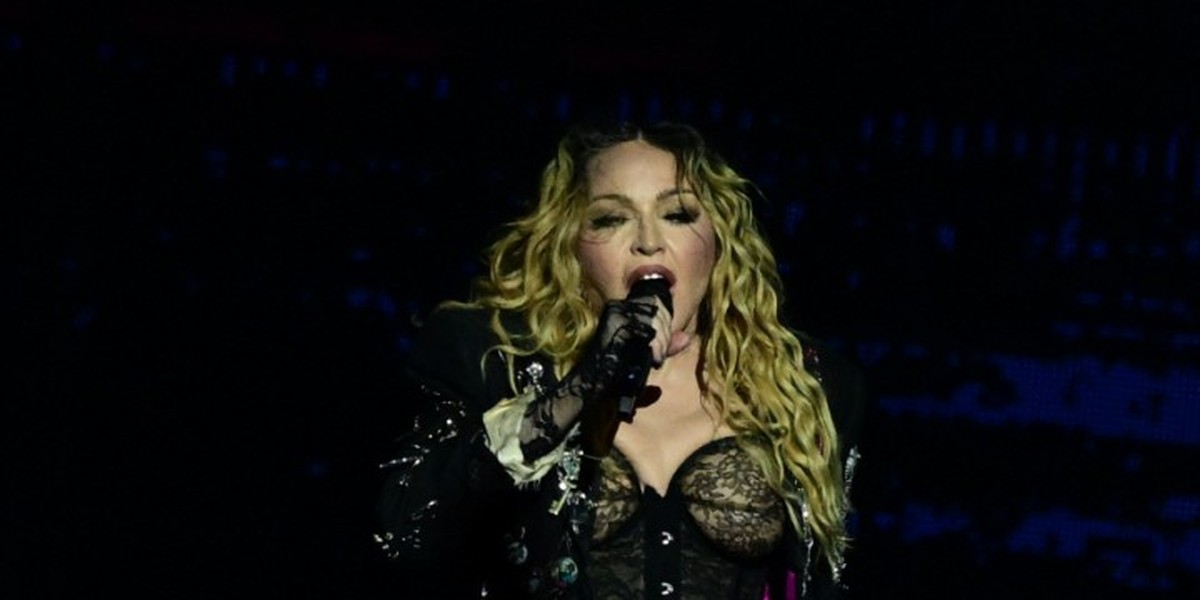 Comissão da Câmara aprova moção de repúdio ao show de Madonna em Copacabana