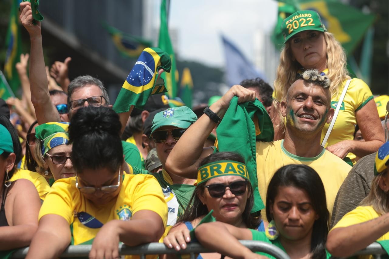 Bolsonaro gravou um vídeo chamando seus seguidores às ruas num “ato pacífico” e em defesa do “Estado democrático de direito” — Foto: Maria Isabel Oliveira/Agência O Globo