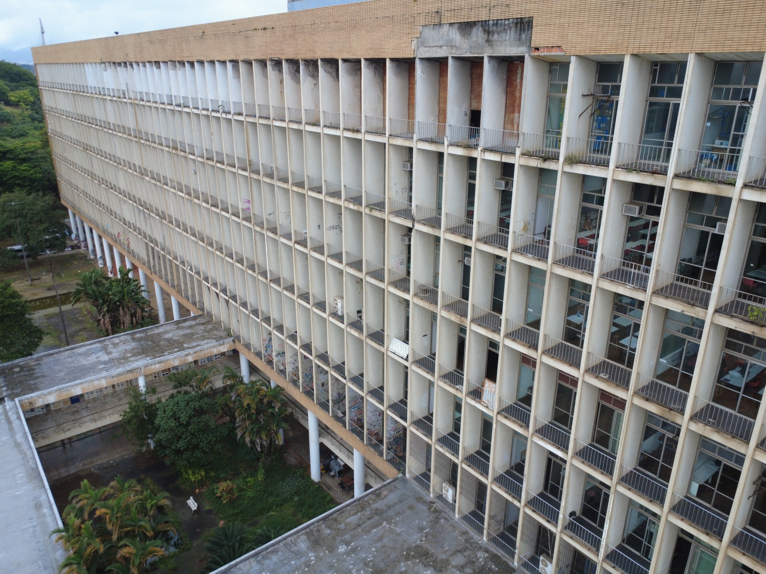 Levantamento mostra que UFRJ precisa de R$ 1,27 bi para recuperar 90% de seus prédios