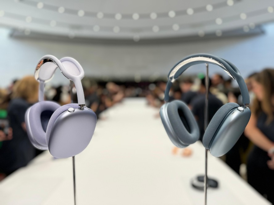 イヤホン Apple Air Pods MAX Fone de Ouvido Apple Airpods Max USB-C - Meia Noite