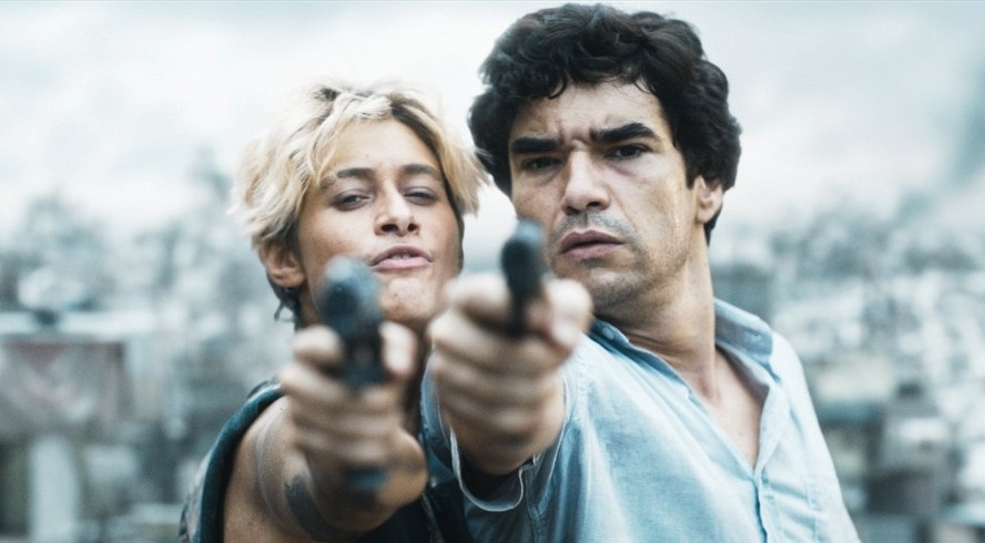 Luísa Arraes e Caio Blat em cena de 'Grande Sertão', com direção de Guel Arraes