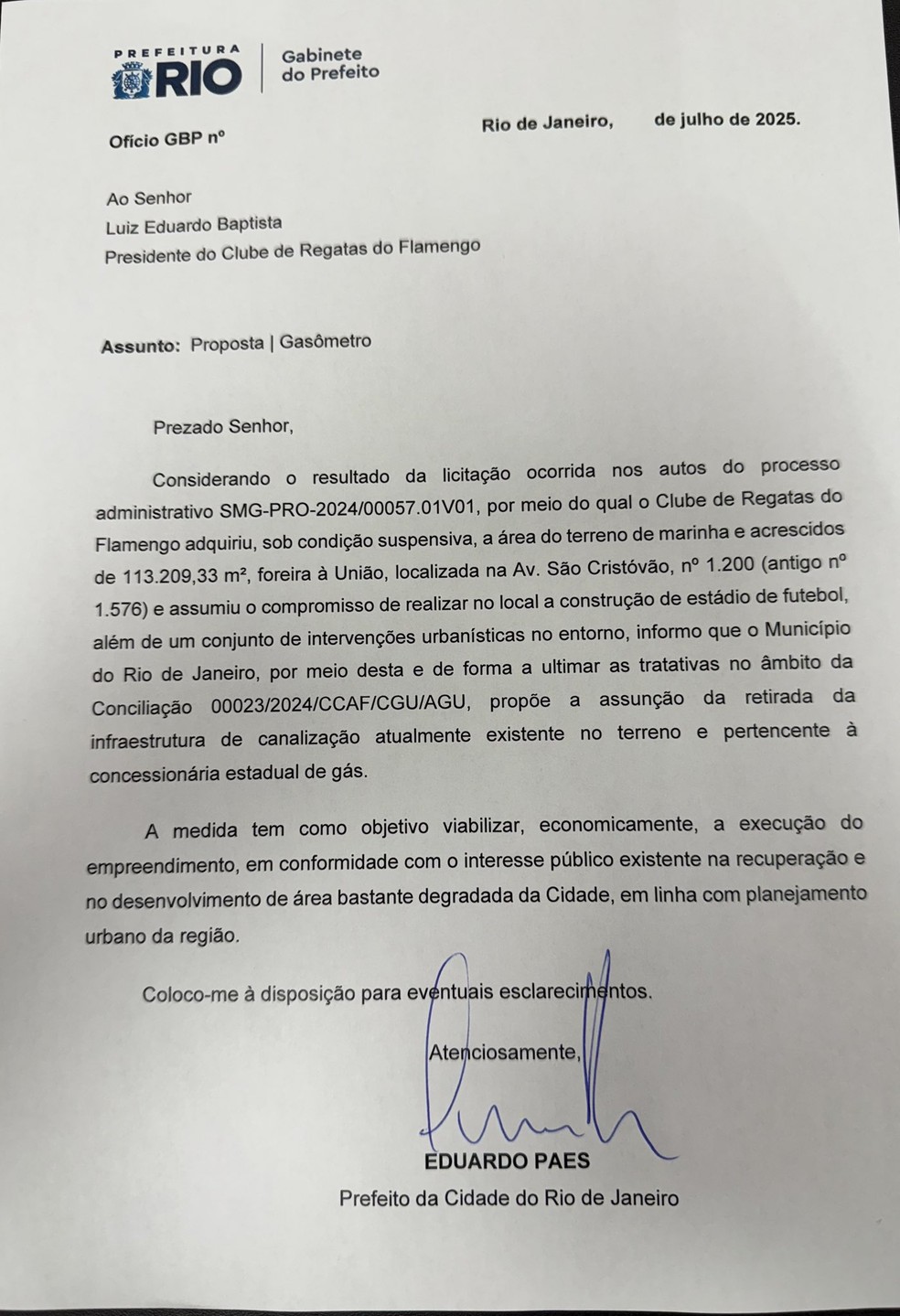Ofício divulgado por Eduardo Paes mostrando que Prefeitura assume retirada de dutos de terreno do Gasômetro — Foto: Reprodução