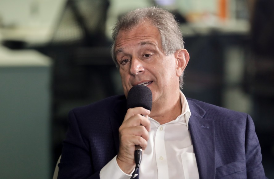 DÍVIDA COM O INTERNACIONAL! Reunião com o rival; Flamengo discute acerto na venda de volante