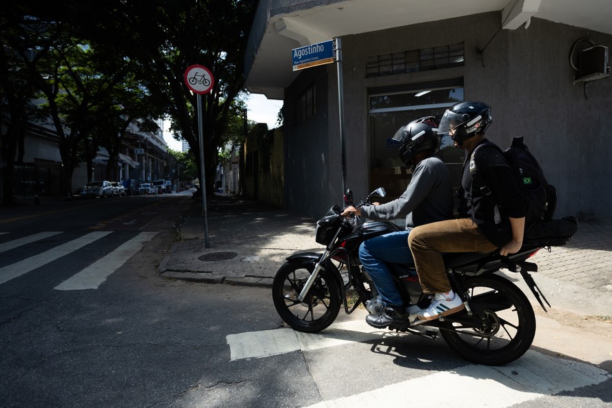 Uber e 99 vão sair de São Paulo em 2026? Entenda o impacto para mototaxistas e motoristas