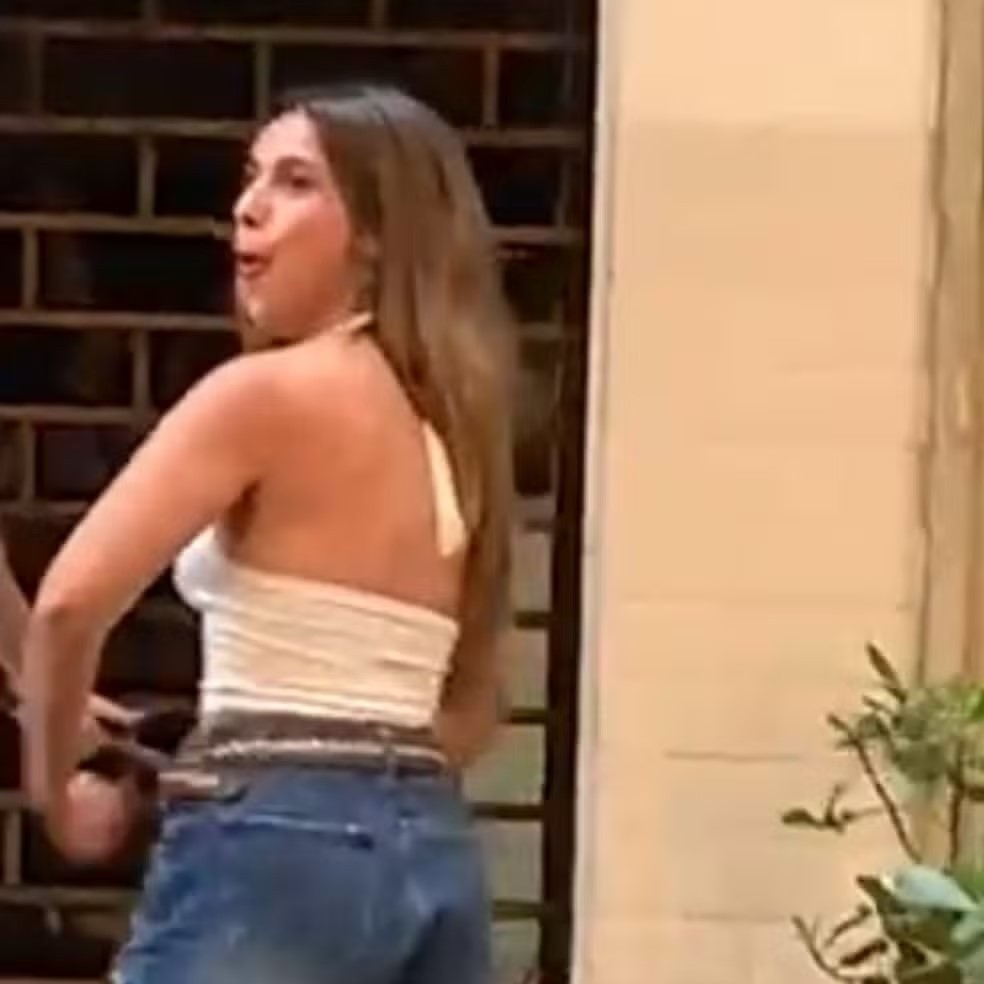 Defesa de argentina acusada de racismo no Rio pede devolução de passaporte e retirada de tornozeleira eletrônica