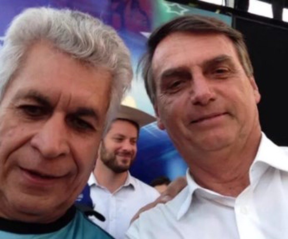Genival José da Silva tem foto com o ex-presidente Jair Bolsonaro nas redes sociais e é suspeito de financiar os atos golpistas. — Foto: Reprodução