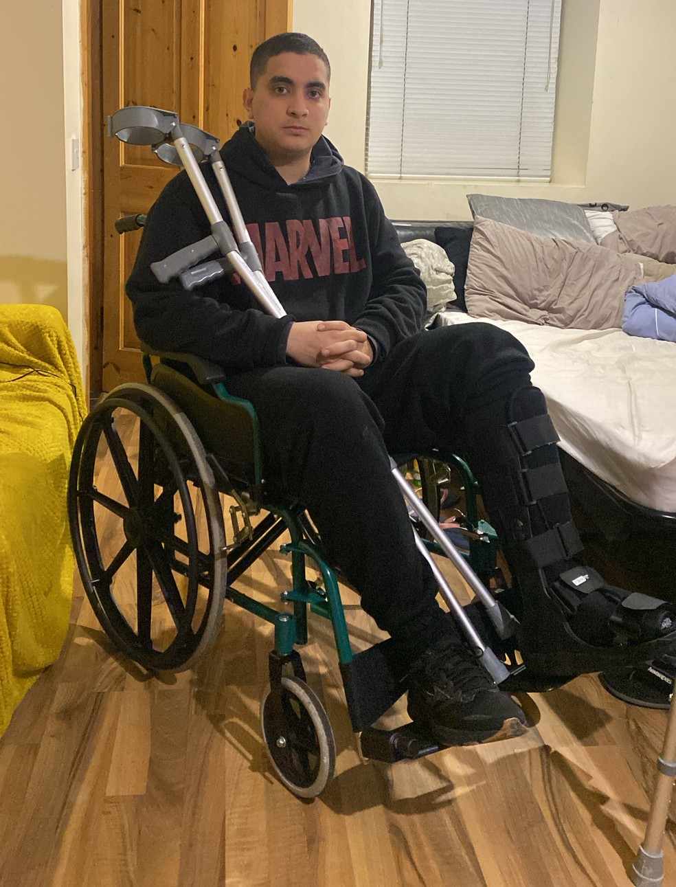 O goianiense Alexandre Athos, de 24 anos, foi vítima de um ataque enquanto vivia na Irlanda — Foto: Arquivo Pessoal