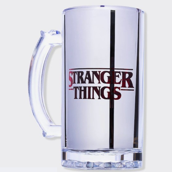 Caneca Stranger Things TokStok — Foto: Reprodução 