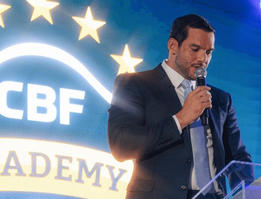 Bets e eleições fazem Samir Xaud tentar se desvincular de grupo de Brasília e ganhar força na CBF para voo solo
