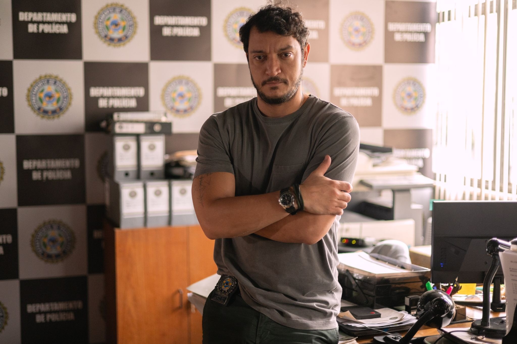 Criminoso em 'Quem ama cuida', Allan Souza Lima surgirá como policial em nova série da Netflix - Foto