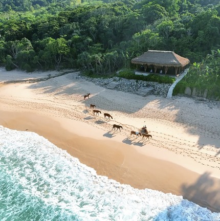 NIHI Sumba, na Indonésia — Foto: Reprodução / Instagram