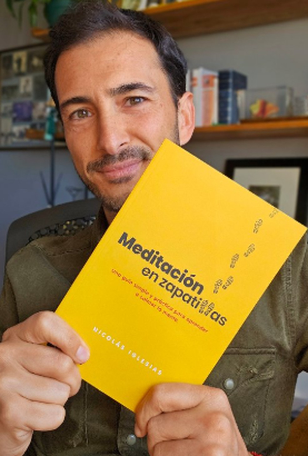 Em seu livro, Nicolás (foto) fala sobre a importância de praticar a meditação no dia a dia — Foto: Reprodução/Instagram