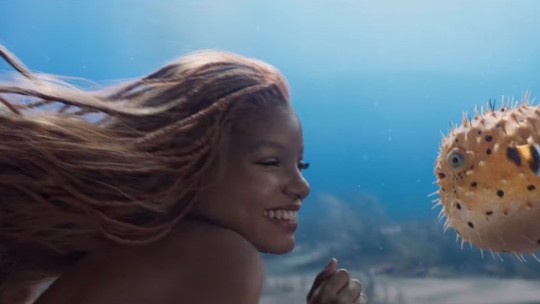 Halle Bailey, a Ariel do novo 'A pequena sereia', revela conselho de Beyoncé: 'nunca leia os comentários'