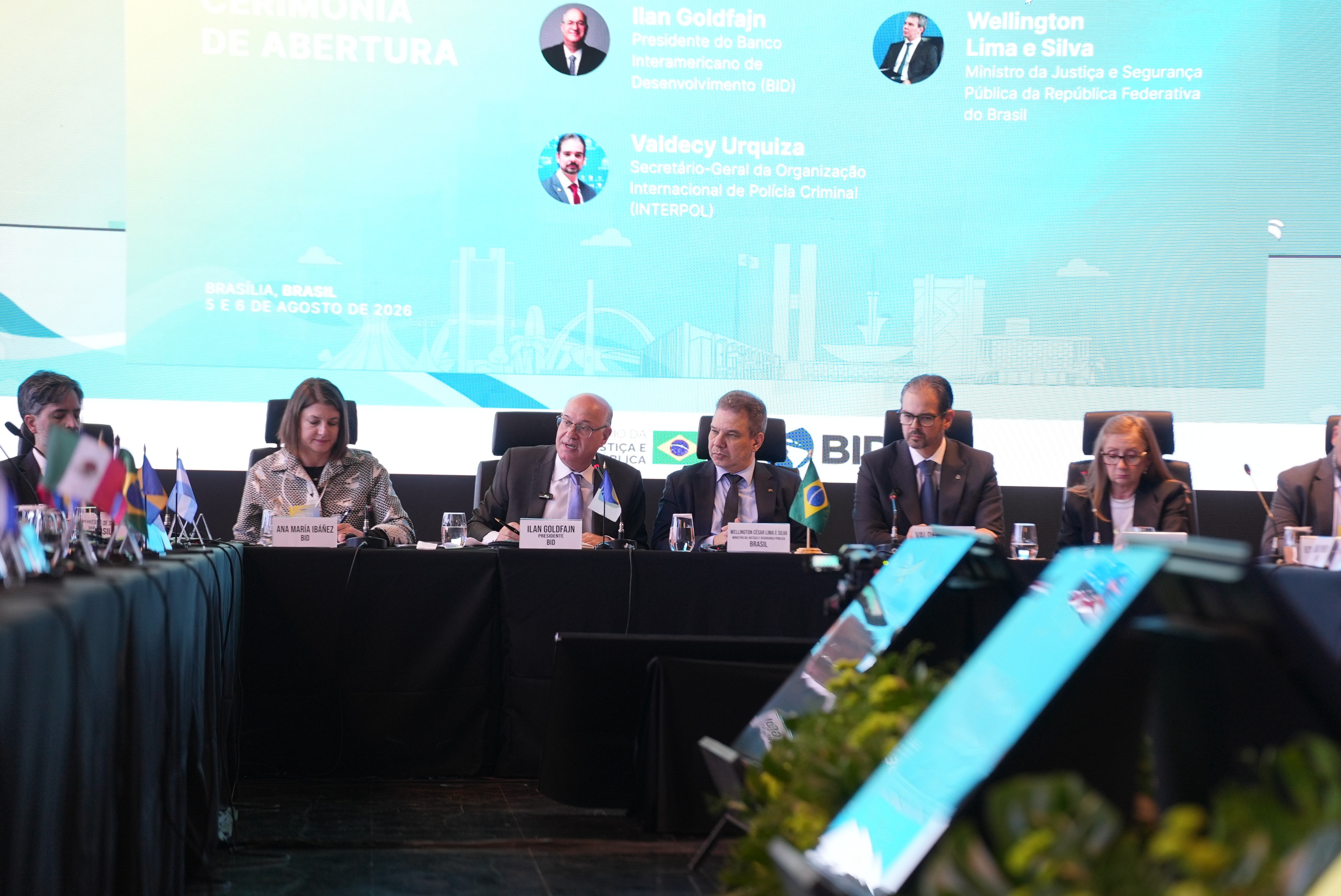 Brasil firma acordo de R$ 5 bi com BID contra crime organizado e assume presidência de aliança regional de segurança - QTU Questões do Universo