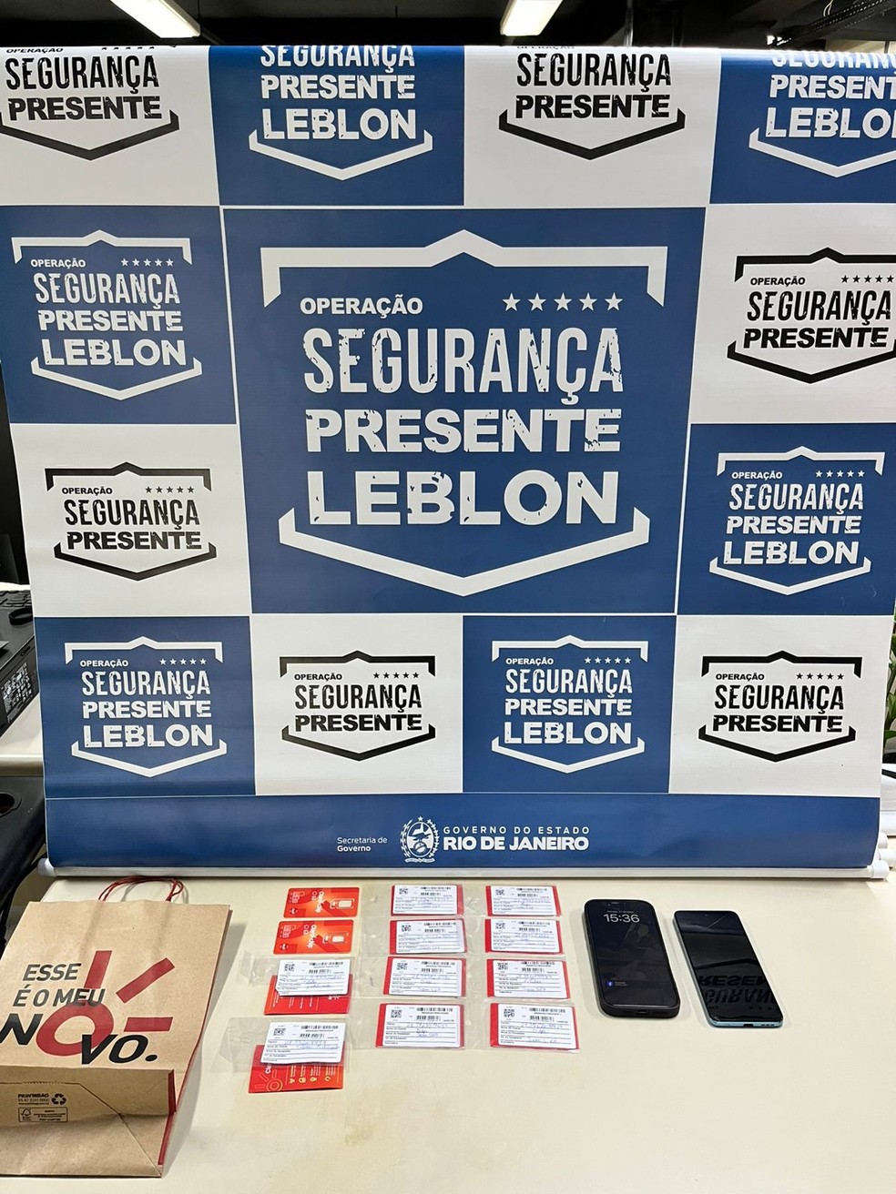 Chips apreendidos com homem preso em hotel do Leblon &mdash; Foto: Divulga&ccedil;&atilde;o