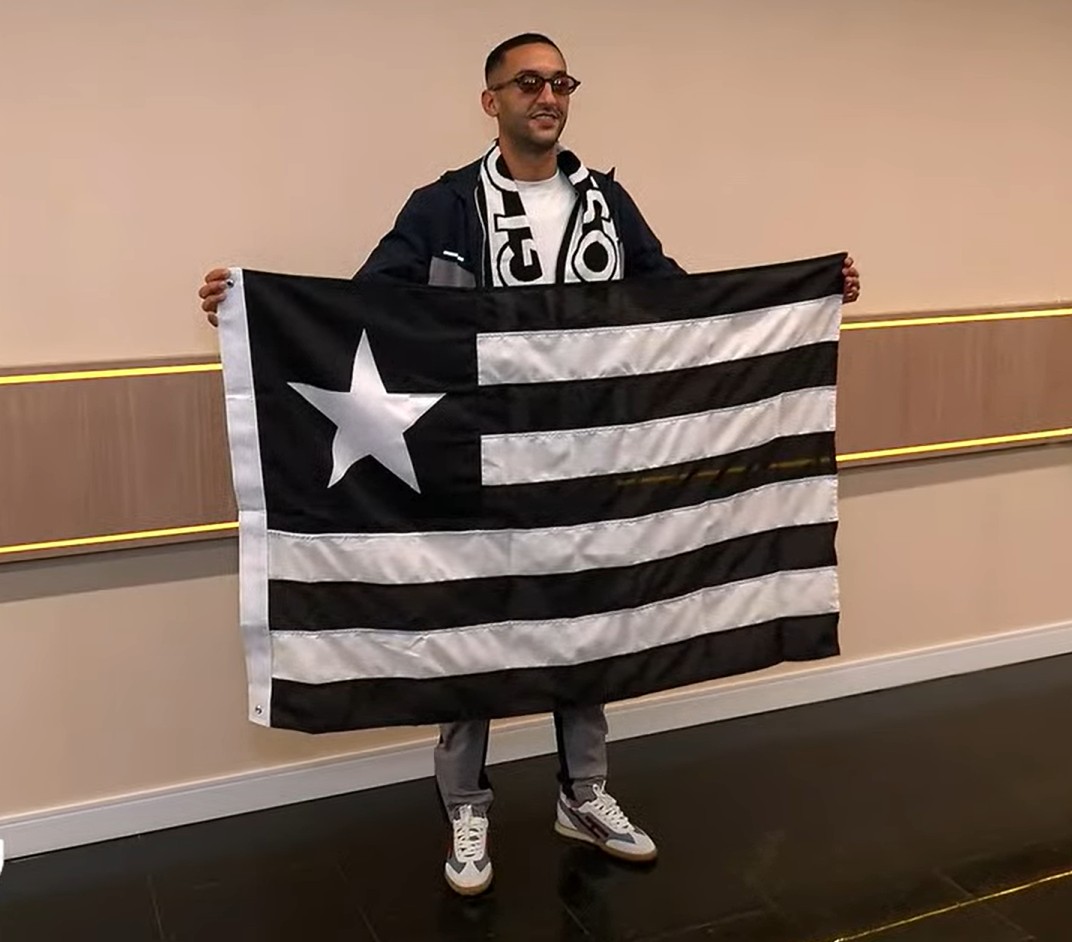 Provável 'pré-temporada', contrato vantajoso e desejo por desafio: os bastidores da chegada de Ziyech ao Botafogo