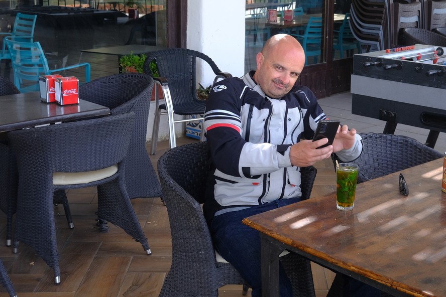 Empresário morre, e filha fica gravemente ferida em acidente envolvendo  jetskis em Portugal