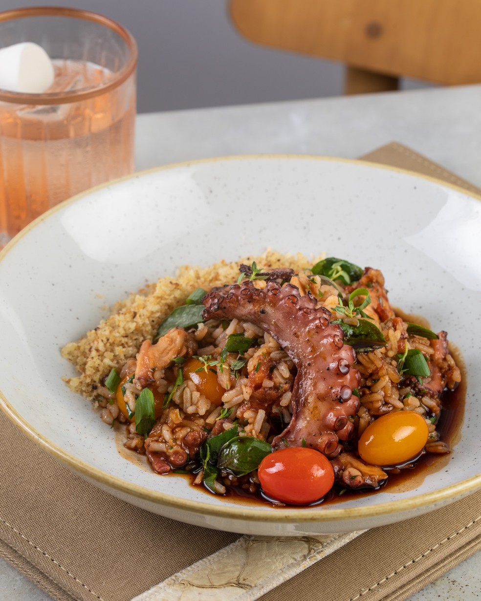 O arroz de polvo do Escama — Foto: Divulgação / Foto de Tomás Rangel