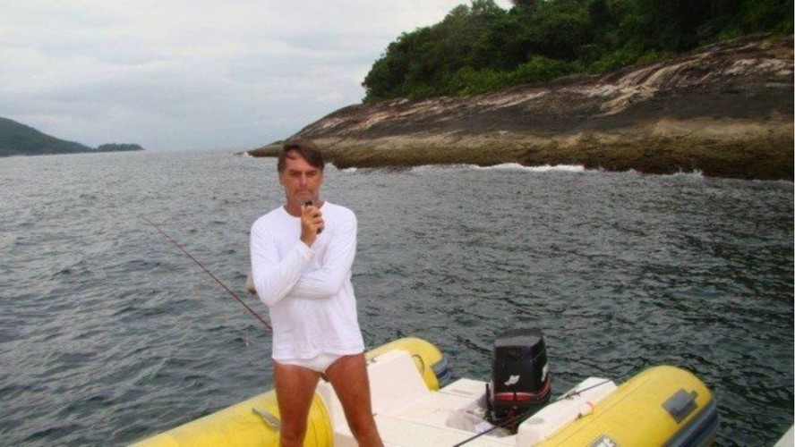 O ex-presidente foi multado em 2012 por pesca irregular em Angra dos Reis