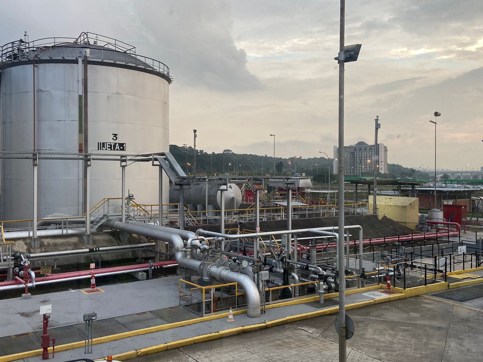 Petrobras terá termo de adesão para distribuidoras pagarem menos pelo QAV