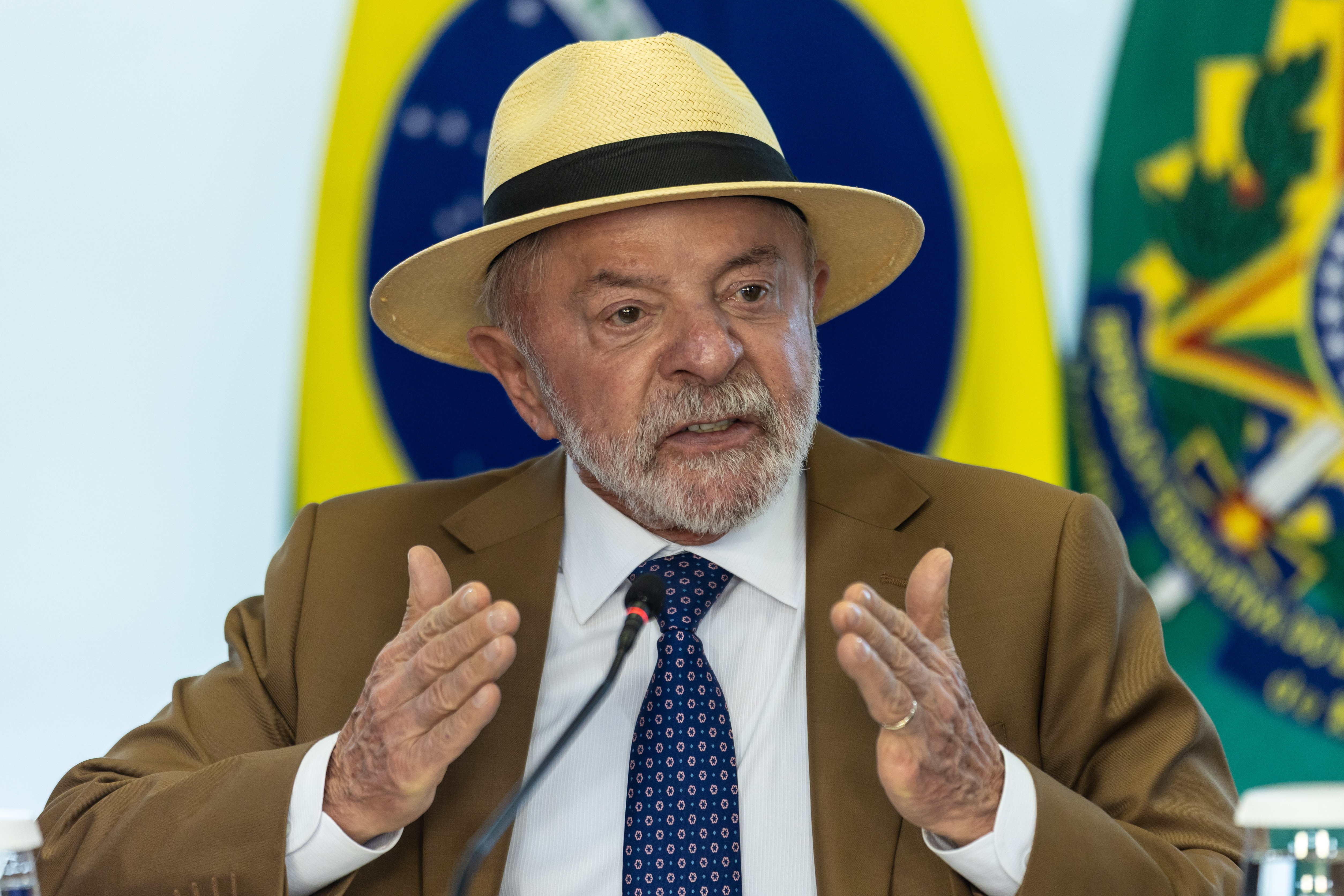 PT prepara ofensiva nas redes sobre relação de Flávio com Vorcaro em meio a ataques por caso Lulinha - QTU Questões do Universo