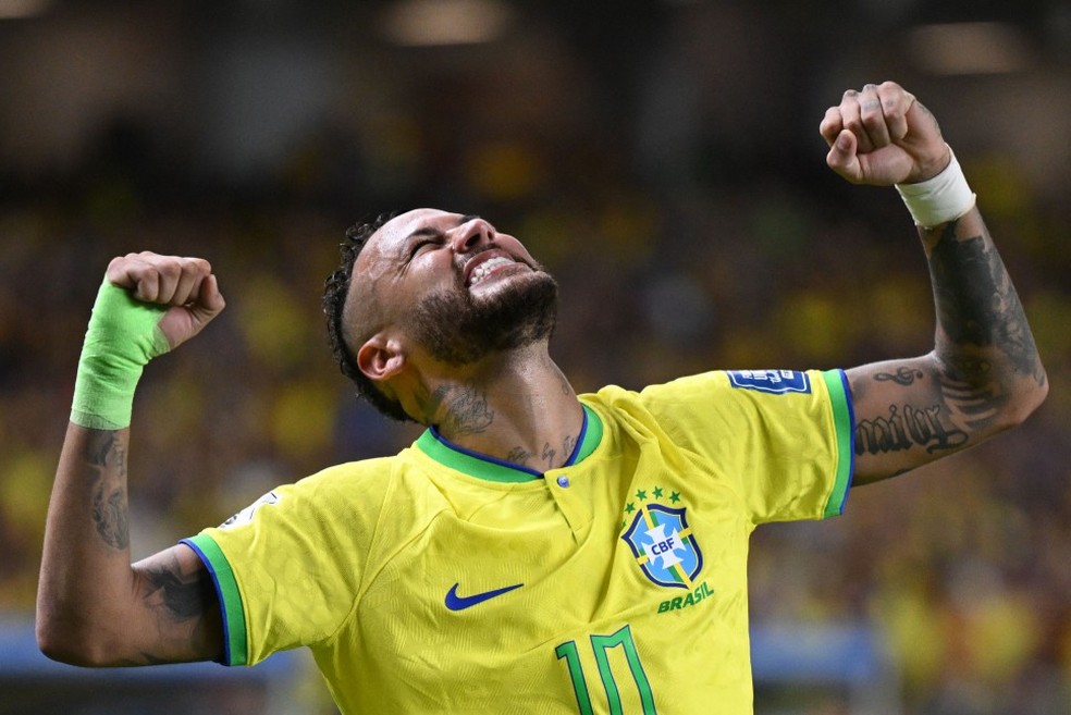 Neymar, durante partida da seleção brasileira em 2023 — Foto: CARL DE SOUZA / AFP