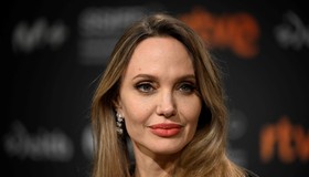 Angelina Jolie reflete sobre a morte e diz que criou filhos pensando já em sua ausência: 'Tempo está acabando'