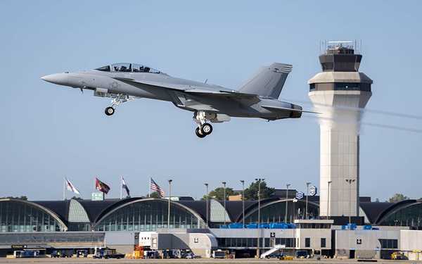 EUA realiza exercício militar na Guiana com a aeronave F/A18F Super Hornets, e Venezuela considera uma ação uma 'ameaça'