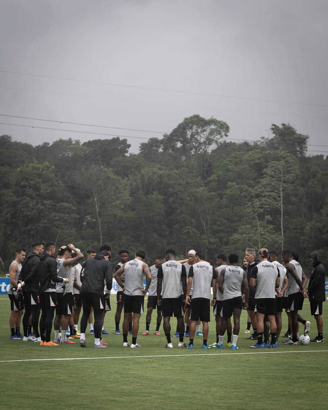 Renato Gaúcho dá atenção especial à defesa do Vasco em semana livre antes de duelo contra o Remo