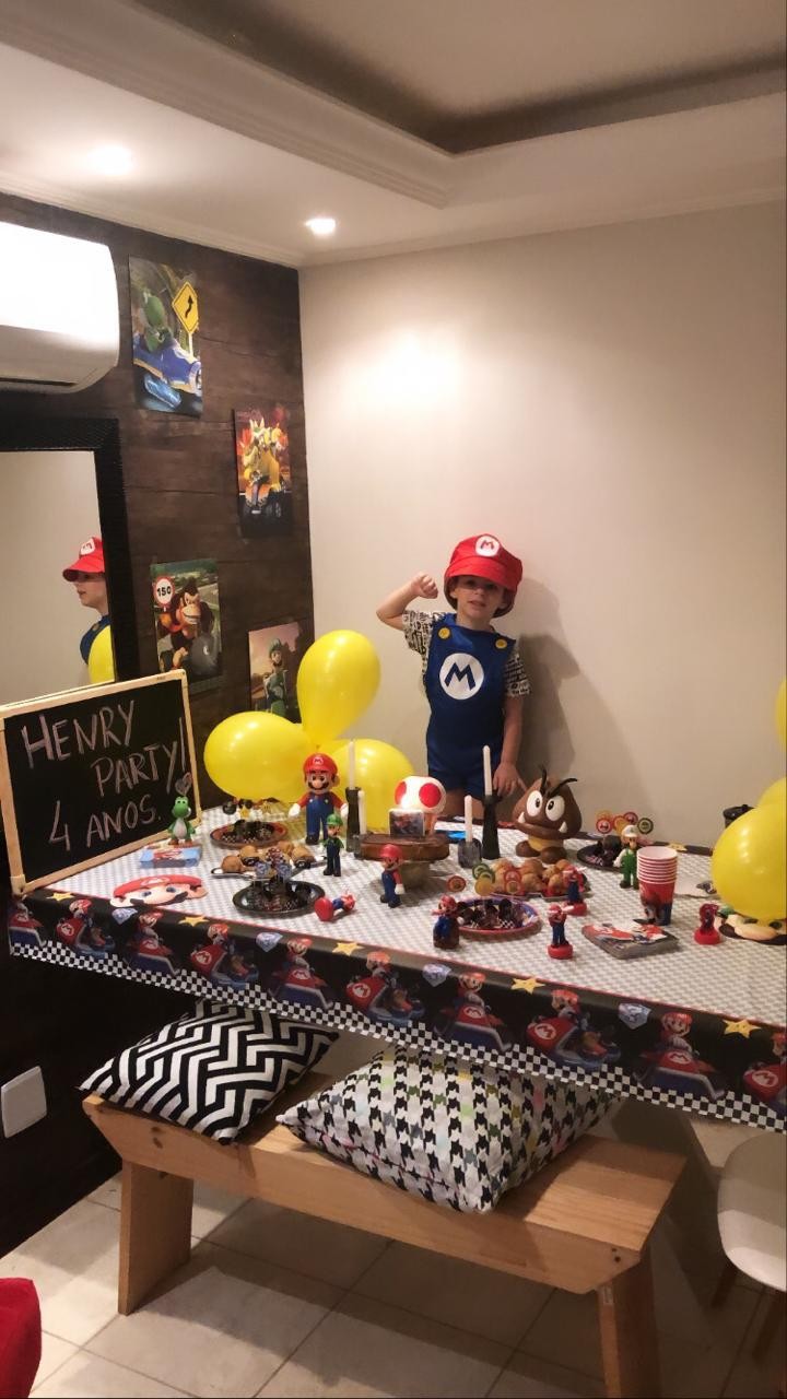 Henry em sua última festa de aniversário: pai compartilhou foto nas redes sociais no dia em que o menino faria 5 anosArquivo pessoal