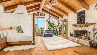 Rancho de luxo de James Cameron foi comprado por ele h 20 anos — Foto: Divulgao/Village Properties