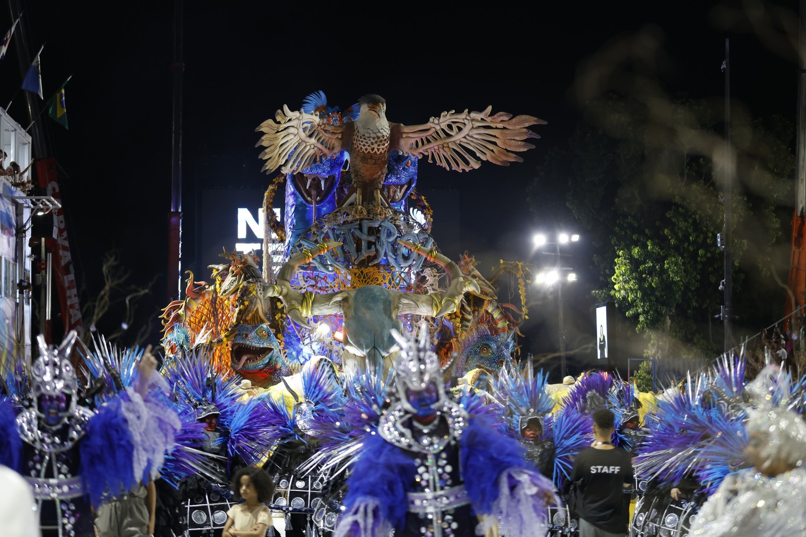 Desfile da Acadêmicos de Niterói — Foto: Alexandre Cassiano / Agência O Globo