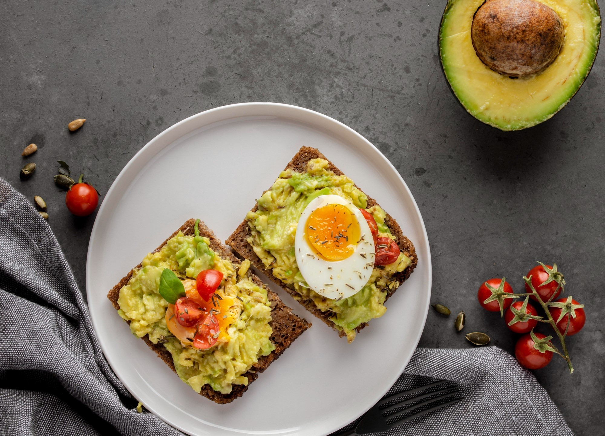 4 Science-Backed Foods That Make the Perfect Breakfast, According to Experts