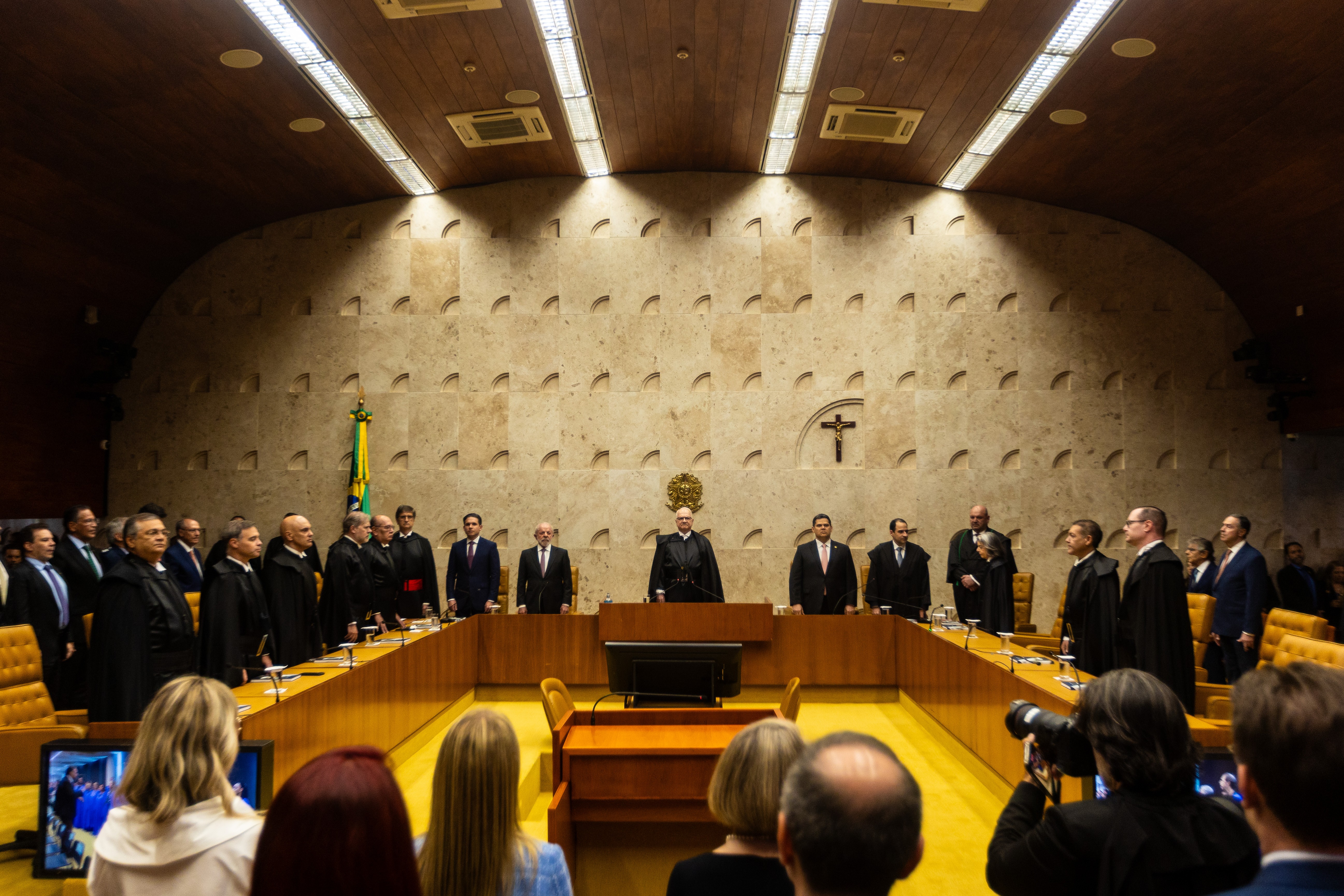 Do caso Master ao c&oacute;digo de conduta: crises recentes no STF exp&otilde;em divis&otilde;es e nova correla&ccedil;&atilde;o de for&ccedil;as na Corte