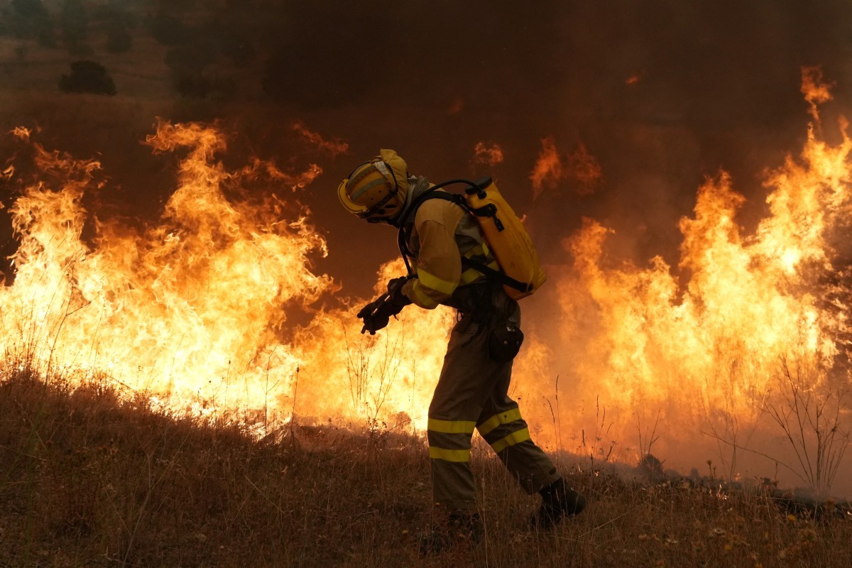'O fogo te devora', diz morador deslocado pelo incêndio sem precedentes perto de Madri