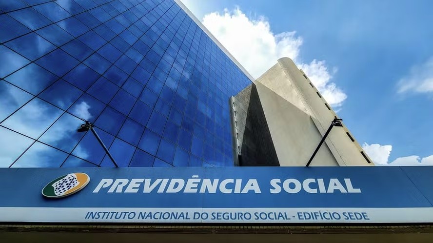 O edifício-sede do INSS, em Brasília — Foto: Rafa Neddermeyer/Agência Brasil