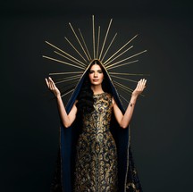 No Instagram, modelo publicou: “É a fé que me sustenta. É a minha essência que se revela”. — Foto: Ber Sardi