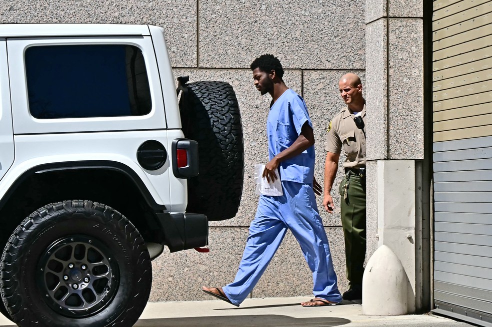 Lil Nas X Saindo Da Corte Superior de Los Angeles - Foto: Frederic J. Brown/AFP