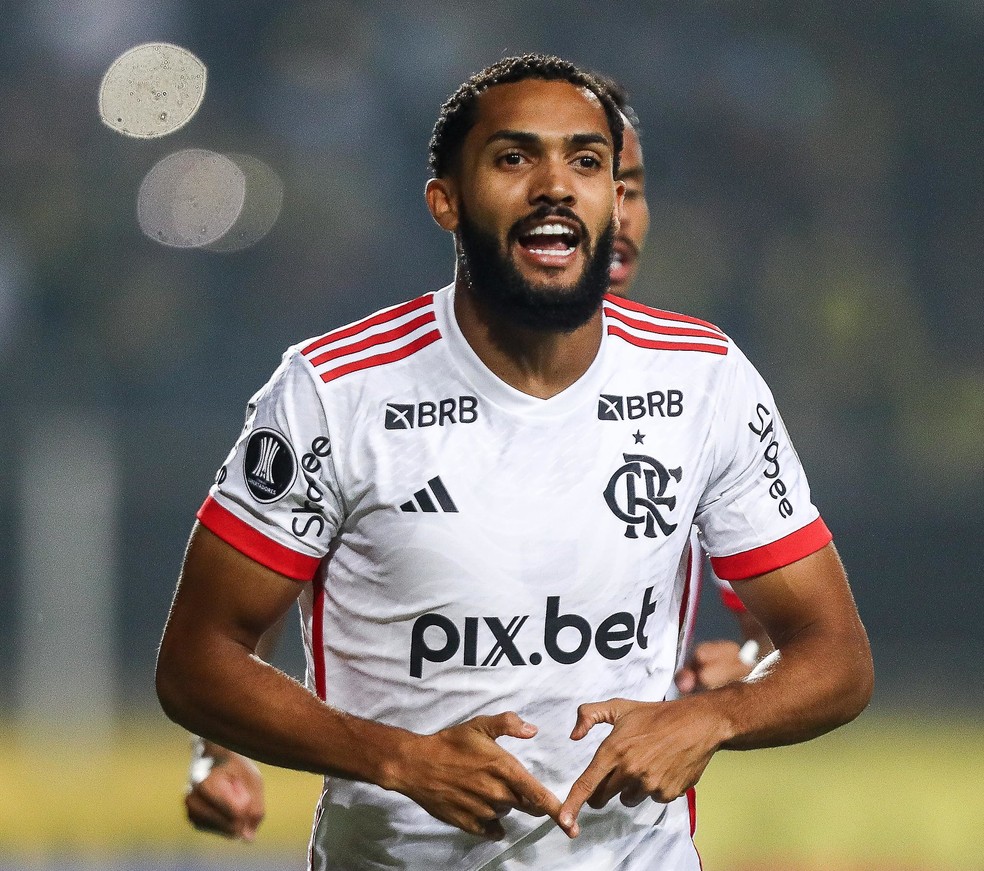 Juninho marcou o gol do Flamengo — Foto: Gilvan de Souza/Flamengo