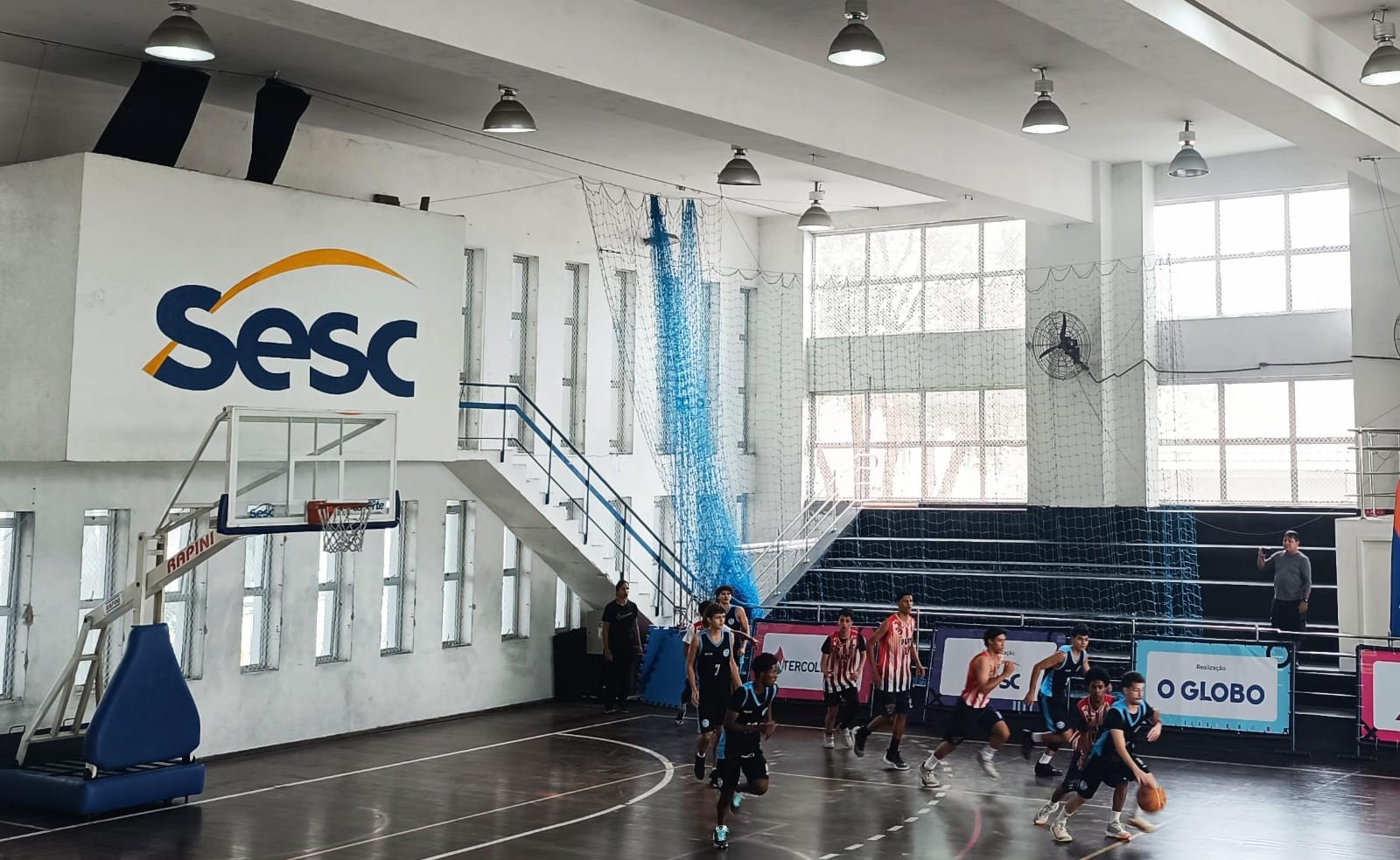Basquete do Intercolegial tem disputa acirrada por vagas nas | Esportes | QTU - Notícias