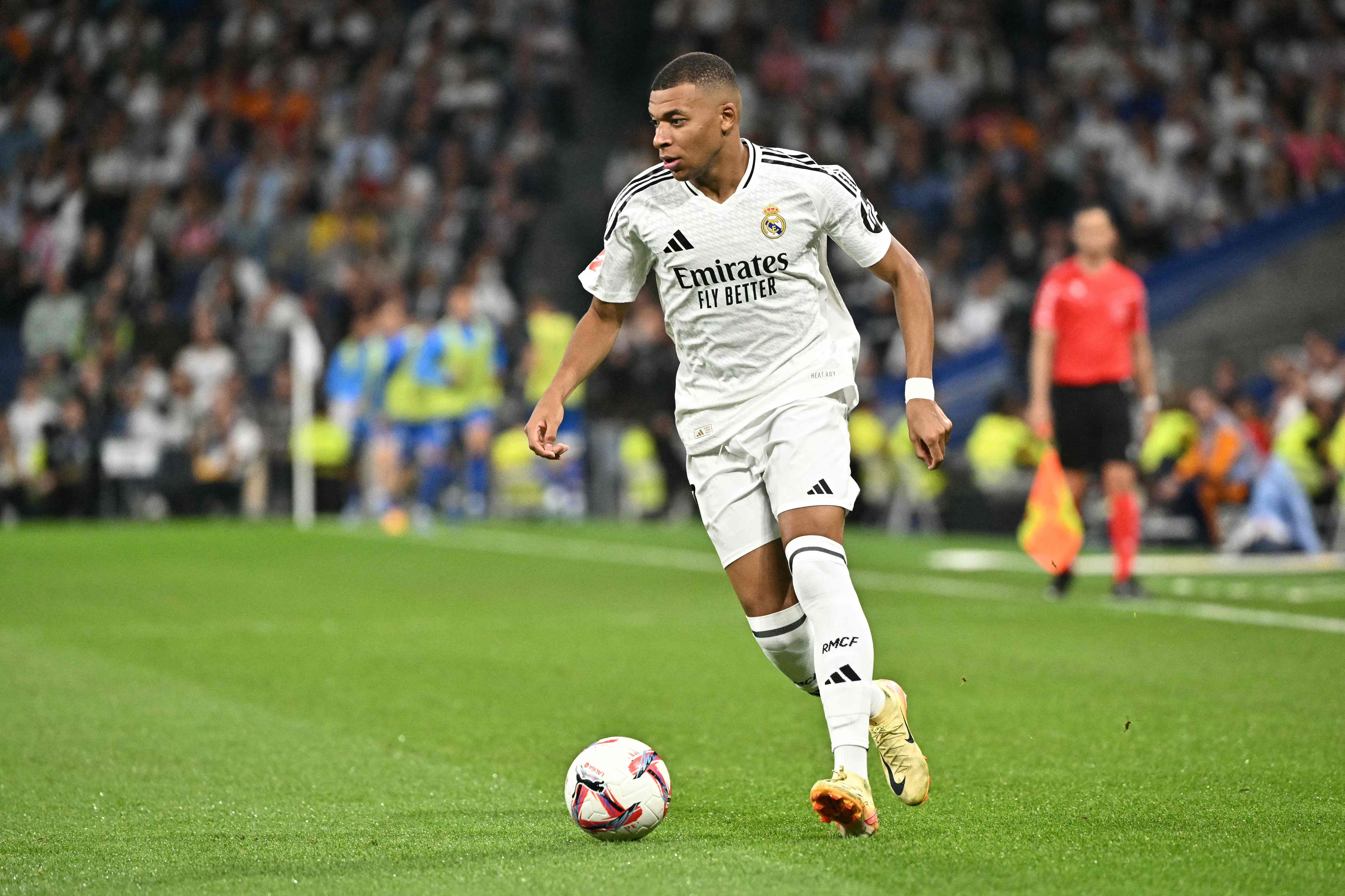 Mbappé será titular do Real Madrid após ficar de fora da convocação da França por lesão