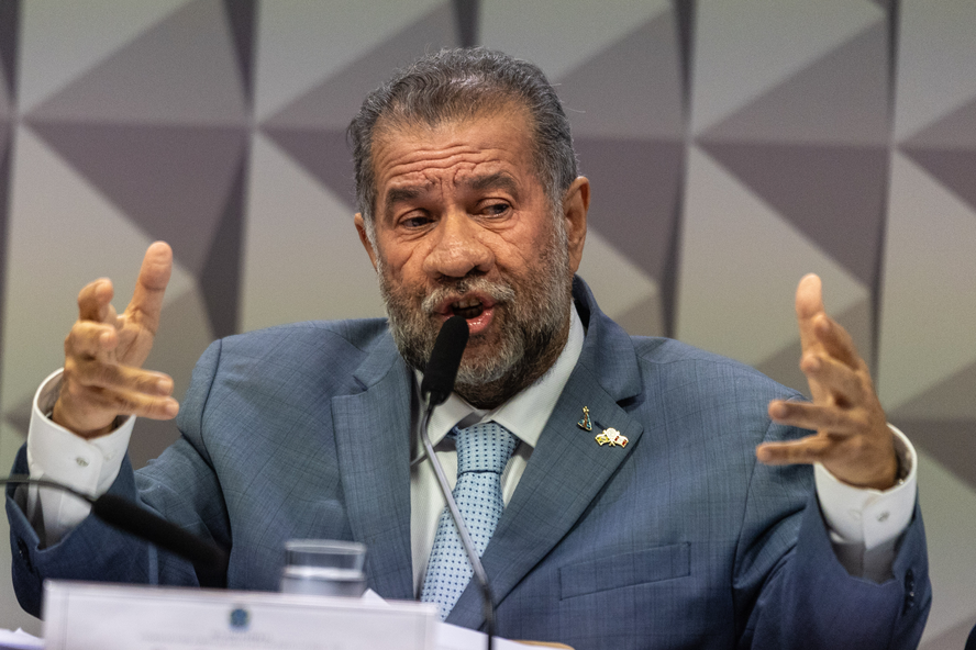 Na CPI do INSS, Lupi nega omissão e diz que só percebeu 'dimensão' das ...