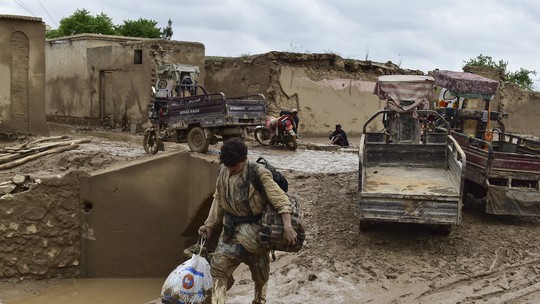 Inundações repentinas deixam mais de 200 mortos no Afeganistão