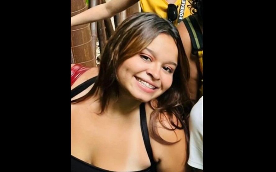 Gabriely Cristina Portela Ferreira, de 18 anos, sumiu há cinco dias após sair de casa no bairro Colégio