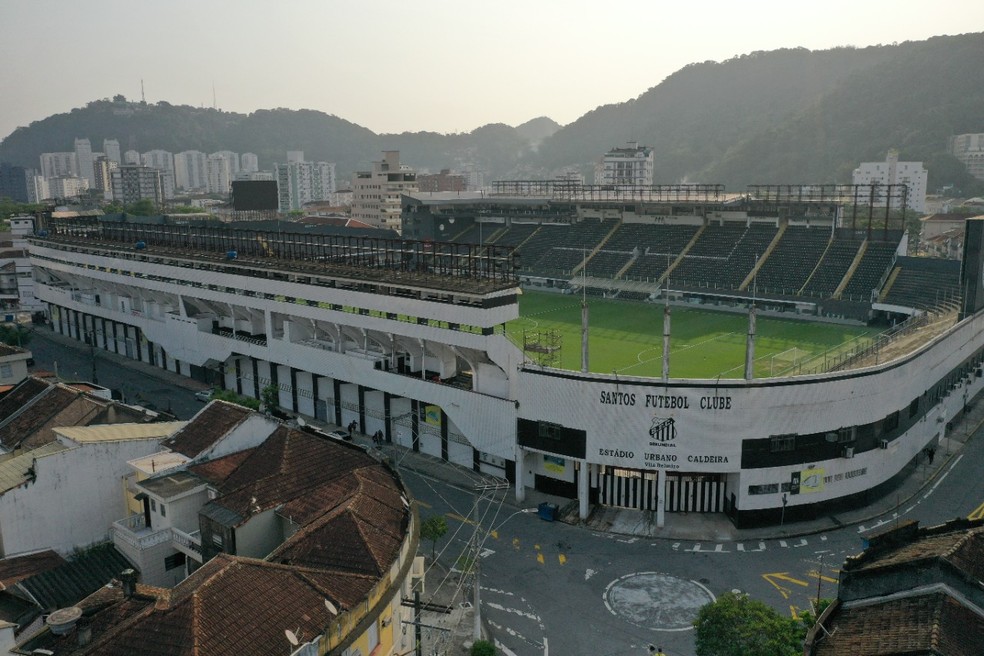 Conheça a Vila Belmiro, o estádio do Santos onde será o velório de Pelé